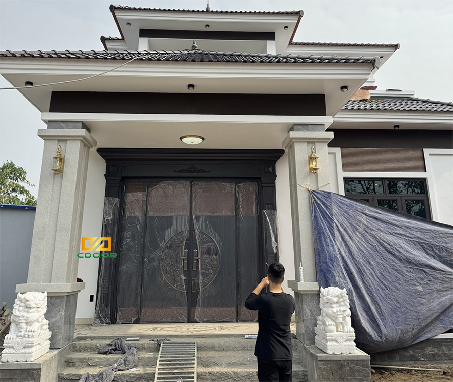 Mẫu cửa nhôm đúc cao cấp