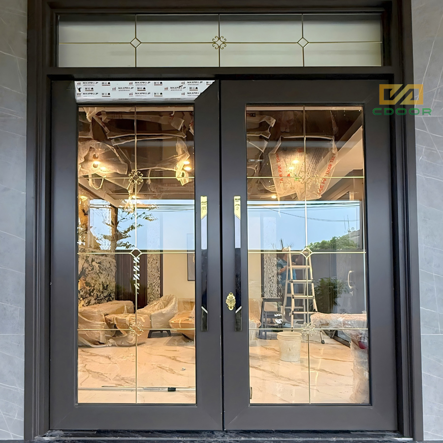 Cửa chính sử dụng nhôm Maxpro hệ thủy lực